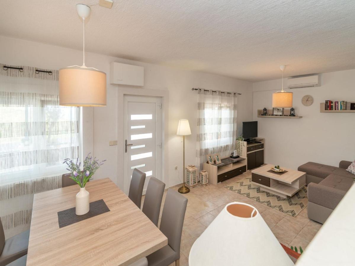 Scenic Sea View,Three Bedroom Villa With Pool โตรกีร์ ภายนอก รูปภาพ