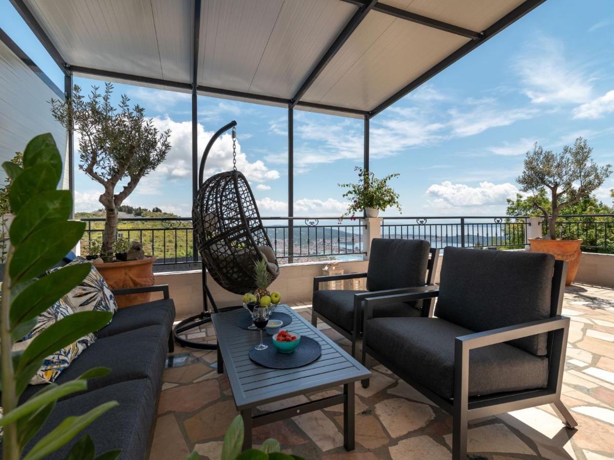 Scenic Sea View,Three Bedroom Villa With Pool โตรกีร์ ภายนอก รูปภาพ